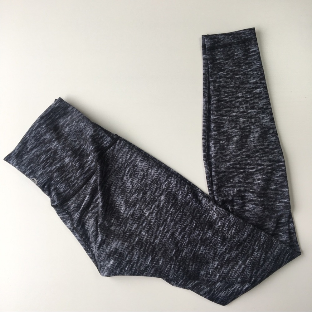 Lululemon - grey/white/black pants